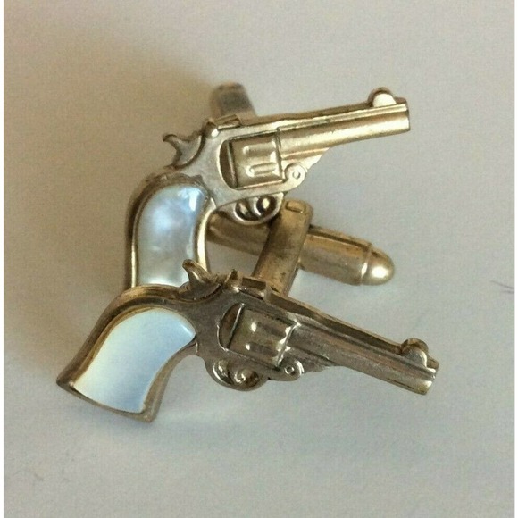 Vintage Western Cowboy Revolver Gun Cuff Links - Picture 6 of 7